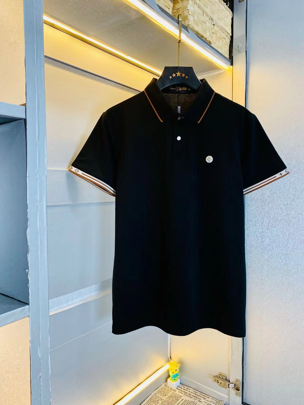 詳細な写真と価格については私に連絡してください。