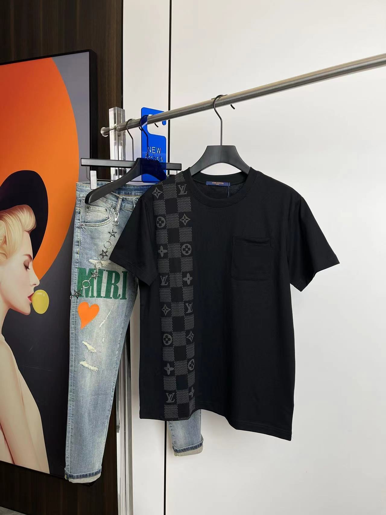 詳細な写真と価格については私に連絡してください。