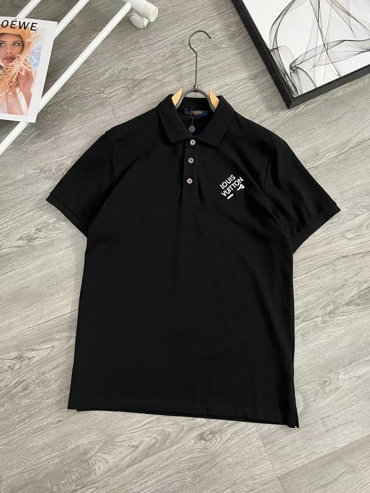 詳細な写真と価格については私に連絡してください。