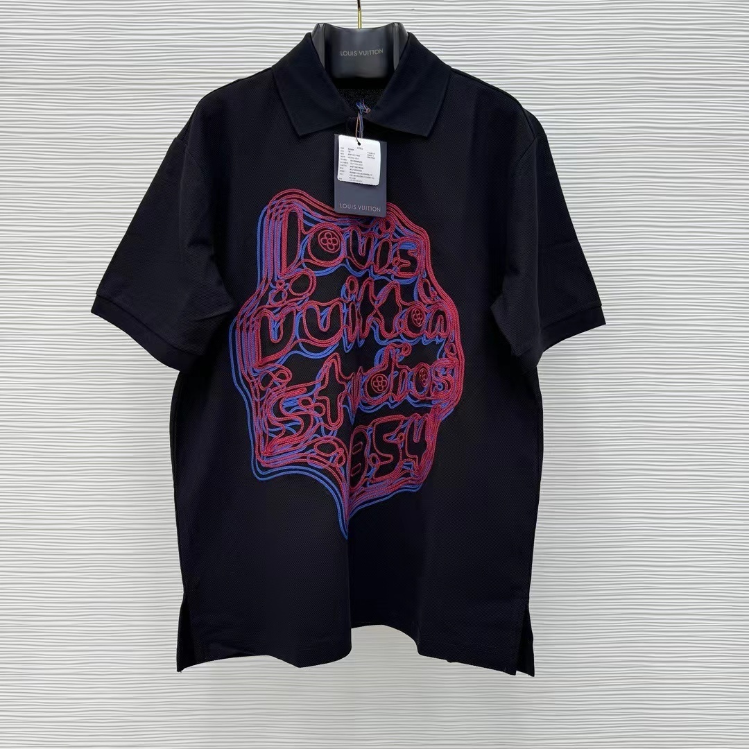 詳細な写真と価格については私に連絡してください。