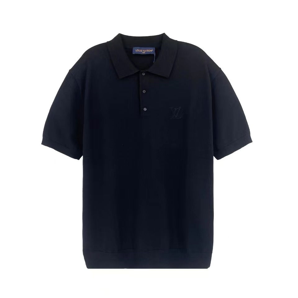 詳細な写真と価格については私に連絡してください。