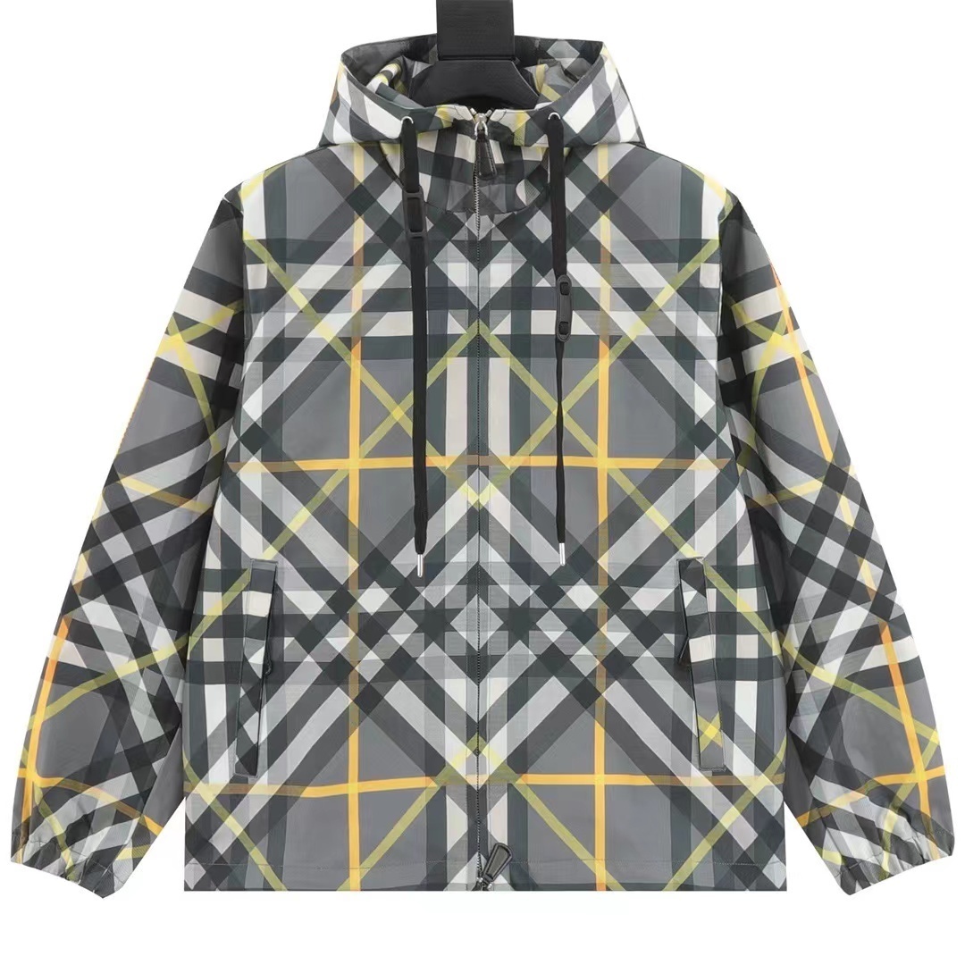 詳細な写真と価格については私に連絡してください