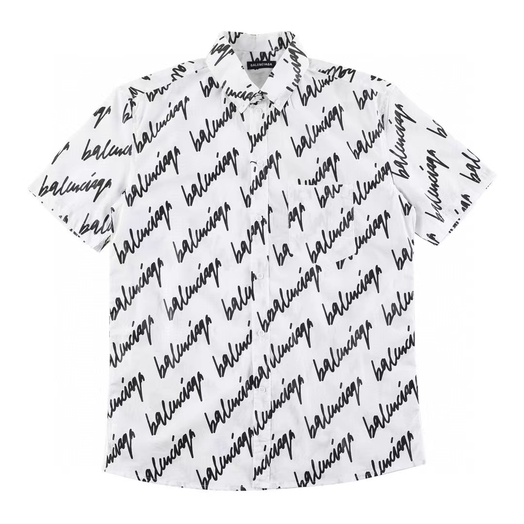 詳細な写真と価格については私に連絡してください。