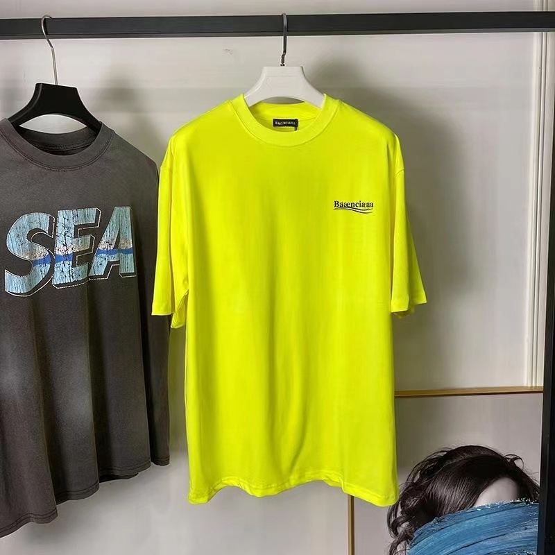 詳細な写真と価格については私に連絡してください。