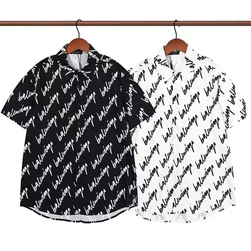 詳細な写真と価格については私に連絡してください。