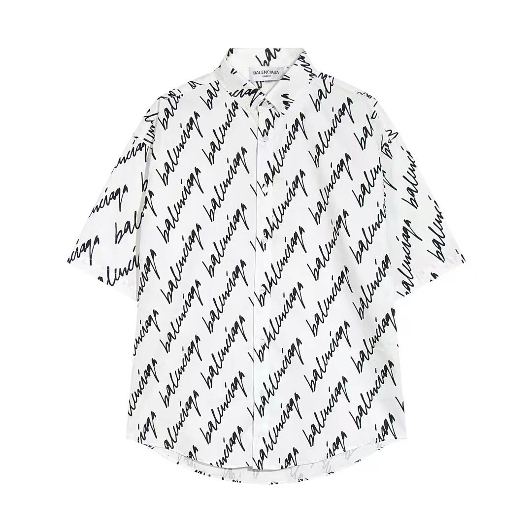 詳細な写真と価格については私に連絡してください。