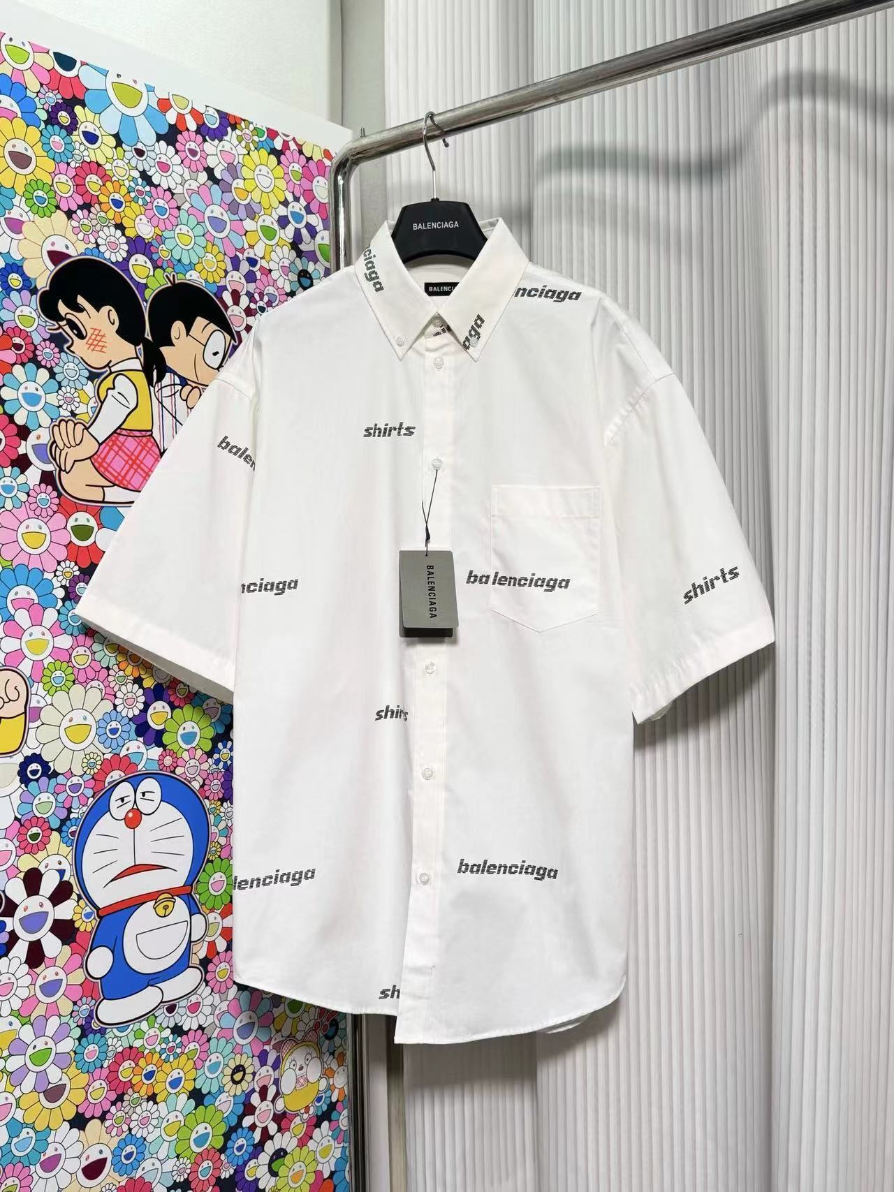 詳細な写真と価格については私に連絡してください。