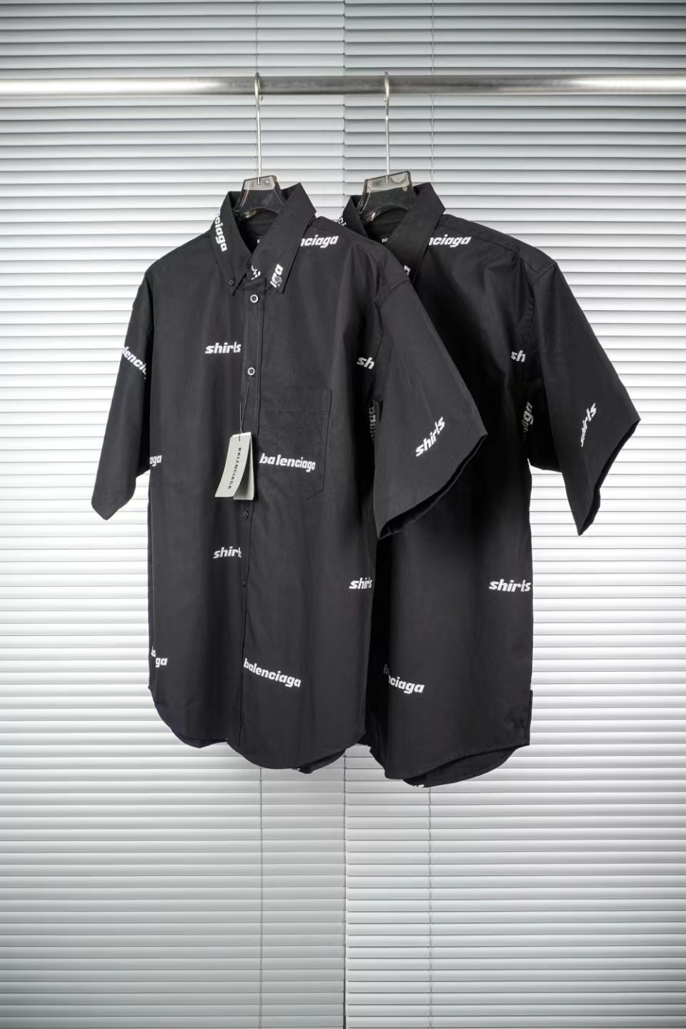 詳細な写真と価格については私に連絡してください。