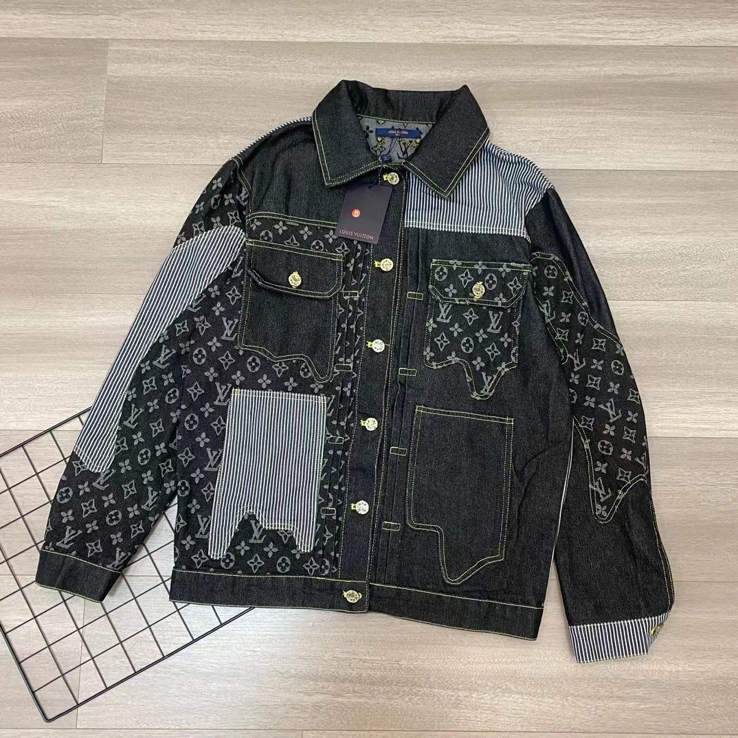 詳細な写真と価格については私に連絡してください。