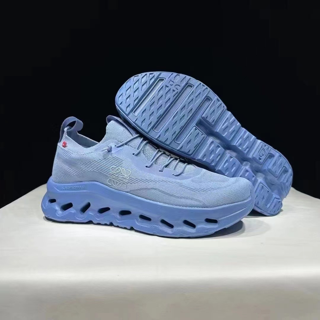 詳細な写真と価格については私に連絡してください