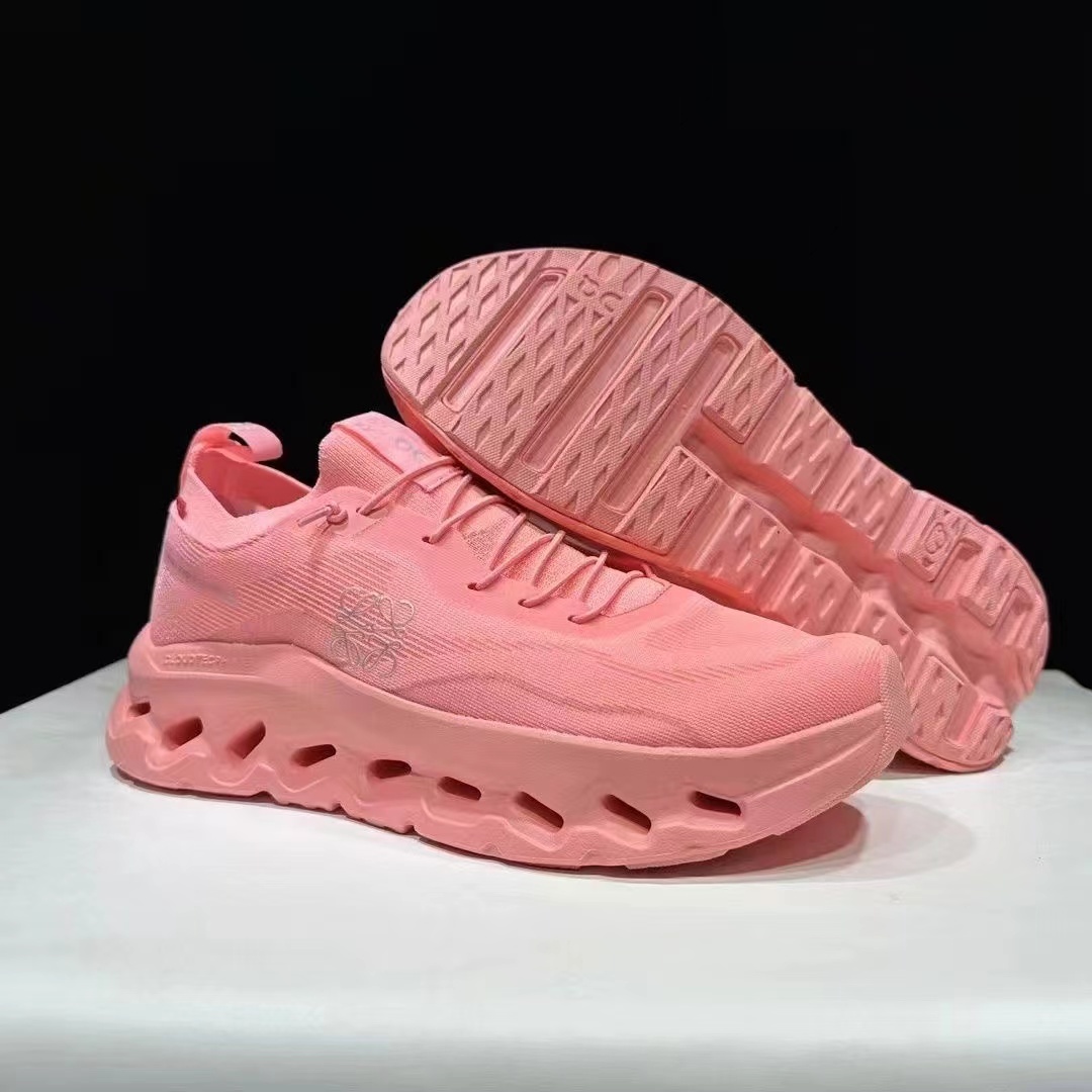 詳細な写真と価格については私に連絡してください