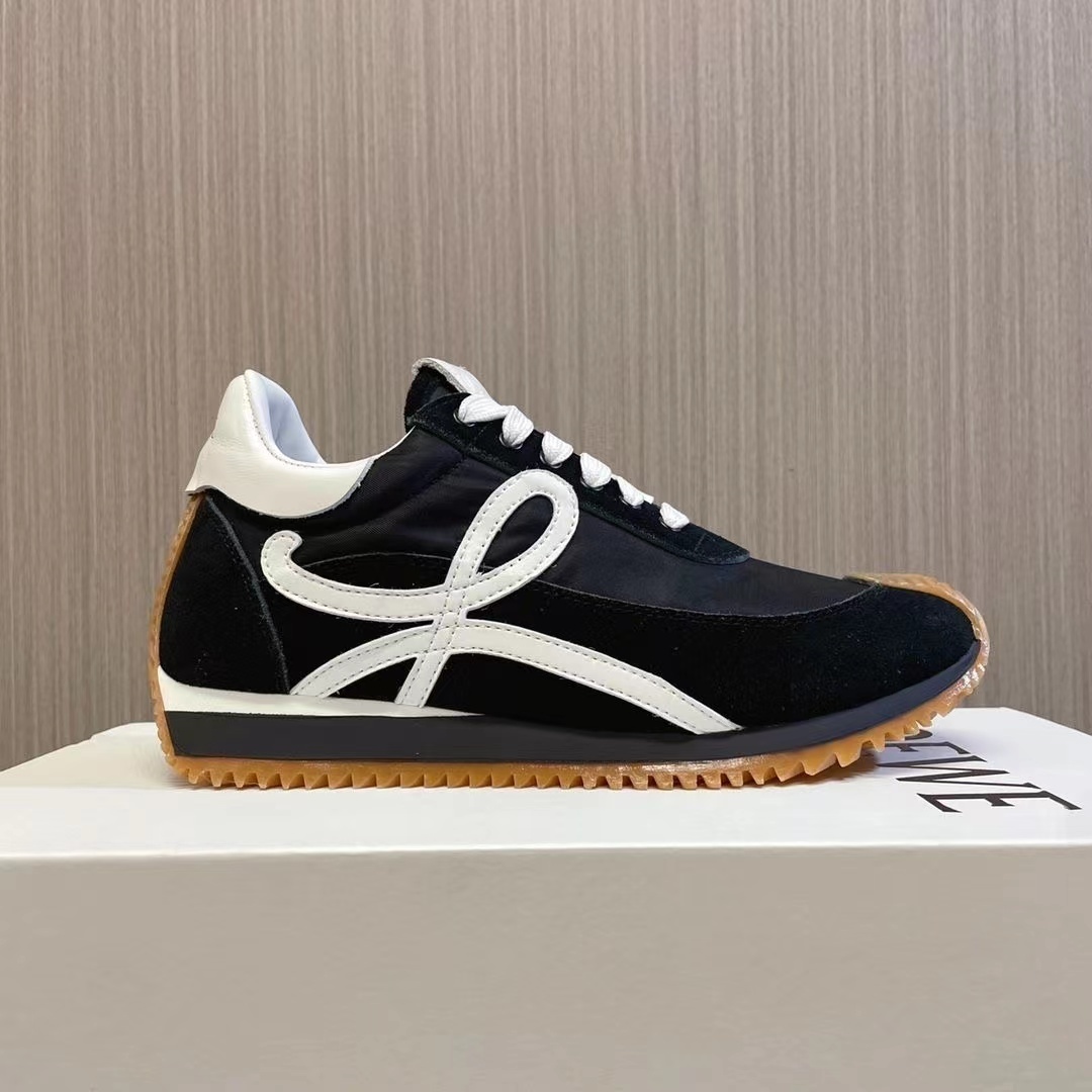 詳細な写真と価格については私に連絡してください