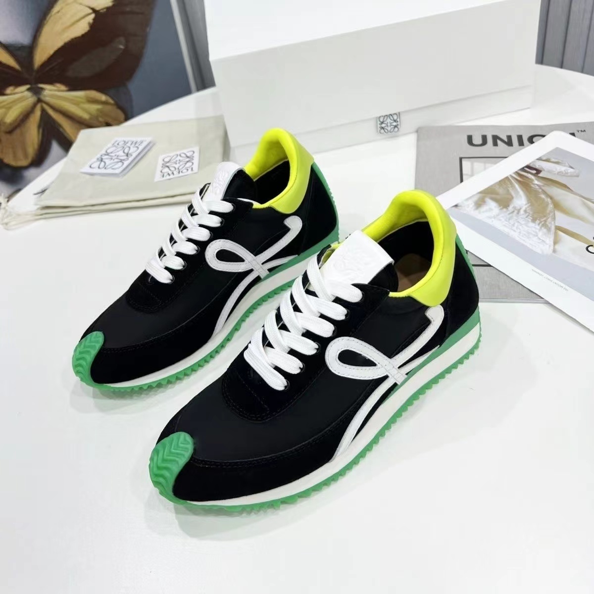 詳細な写真と価格については私に連絡してください