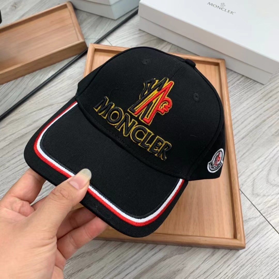 詳細な写真と価格については私に連絡してください。