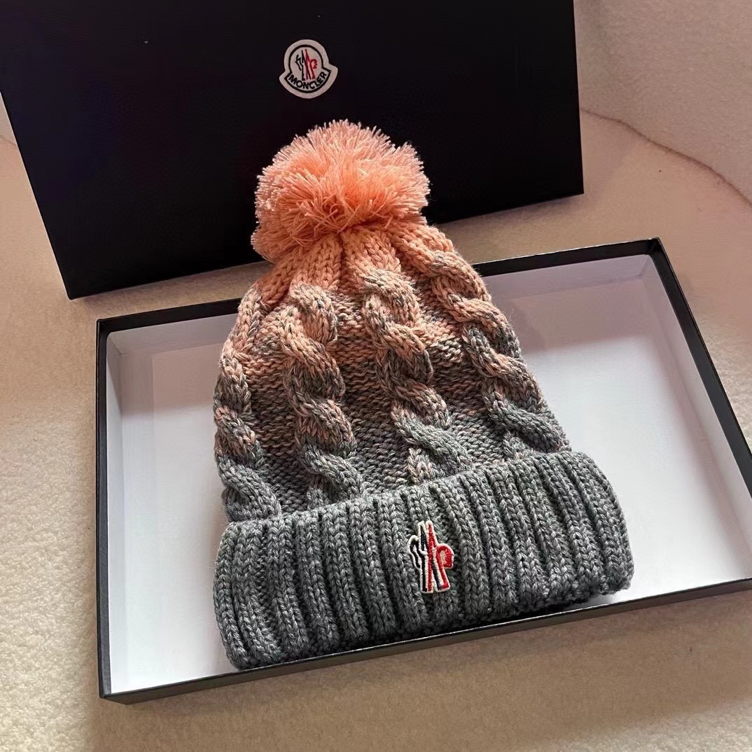 詳細な写真と価格については私に連絡してください。