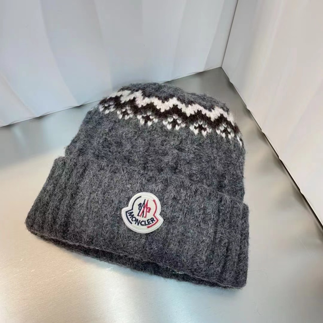 詳細な写真と価格については私に連絡してください。