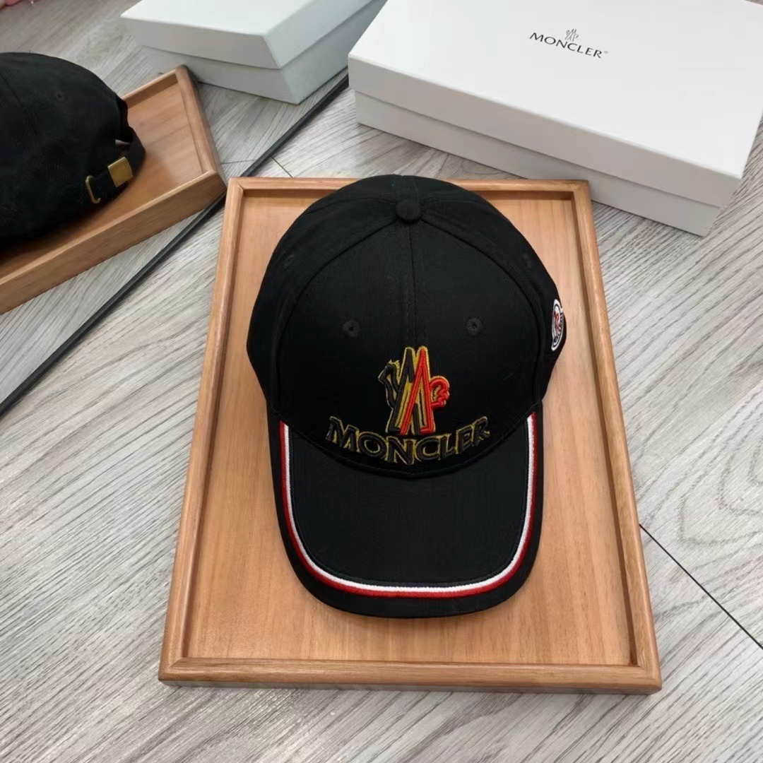 詳細な写真と価格については私に連絡してください。