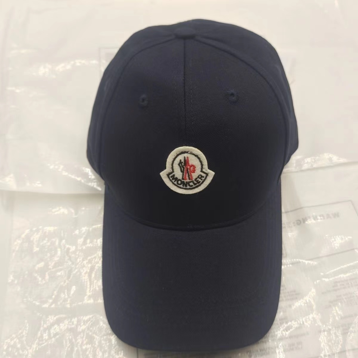 詳細な写真と価格については私に連絡してください。