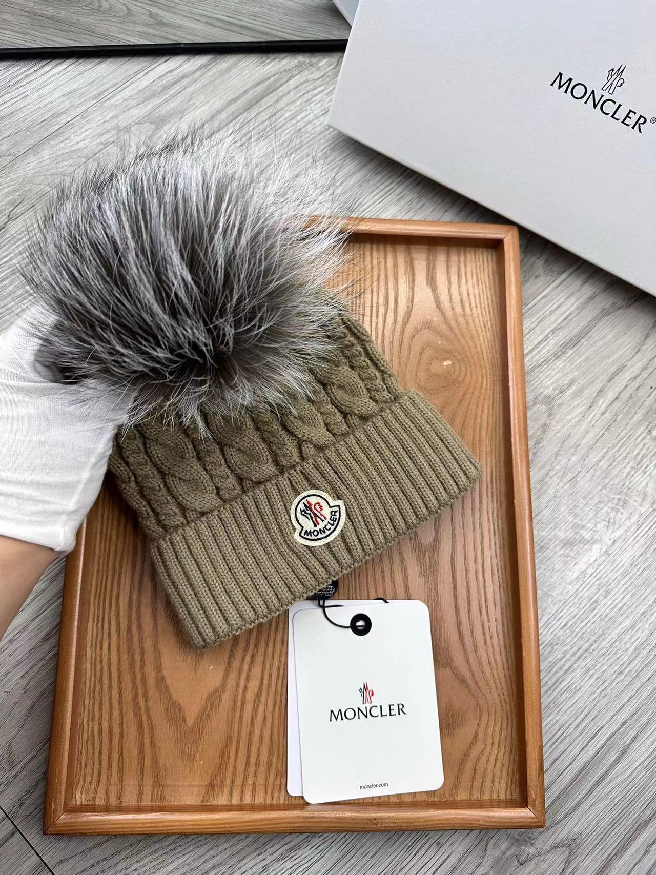 詳細な写真と価格については私に連絡してください。