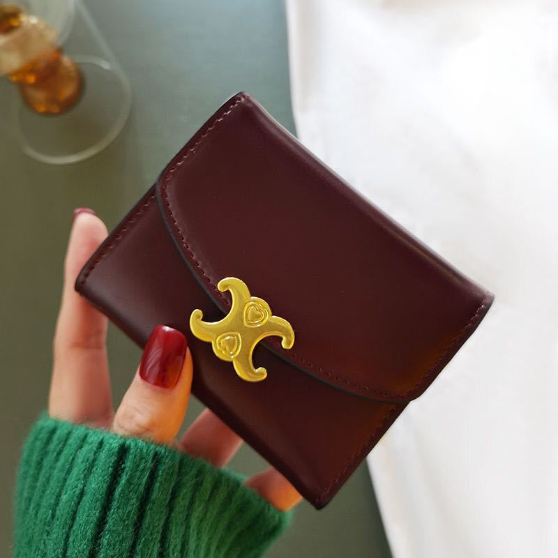 詳細な写真と価格については私に連絡してください