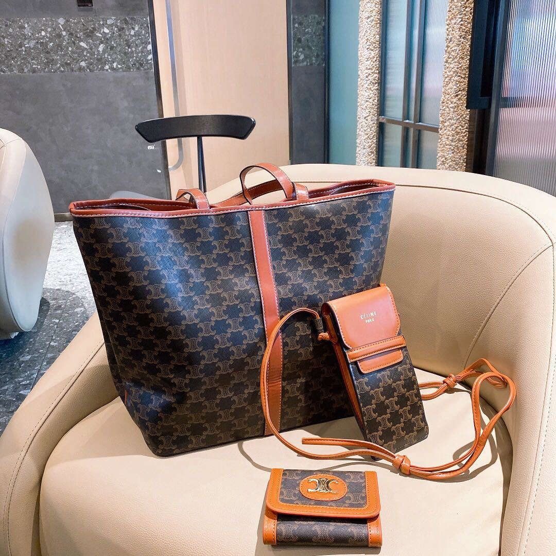 詳細な写真と価格については私に連絡してください