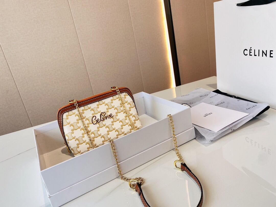 詳細な写真と価格については私に連絡してください