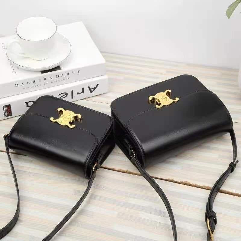 詳細な写真と価格については私に連絡してください