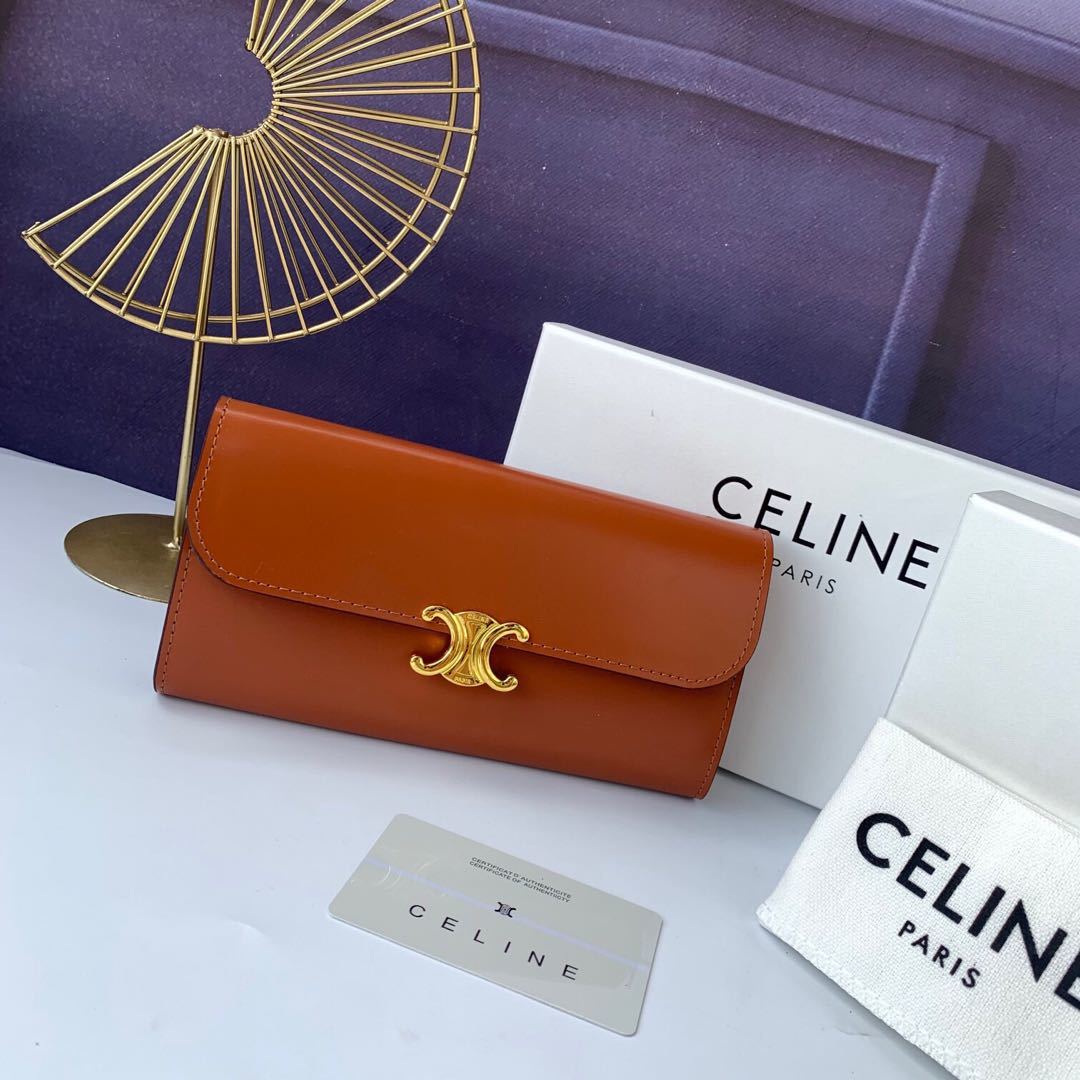 詳細な写真と価格については私に連絡してください