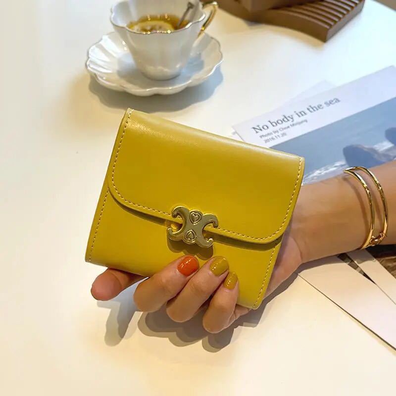 詳細な写真と価格については私に連絡してください