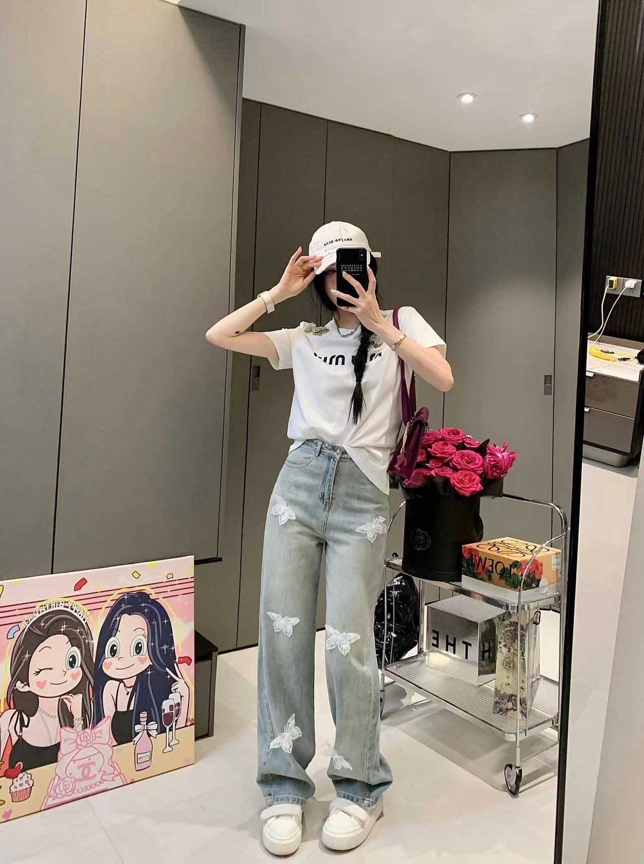 詳細な写真と価格については私に連絡してください。