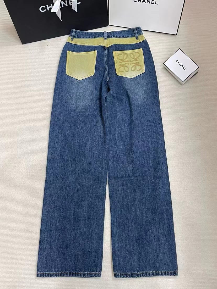 詳細な写真と価格については私に連絡してください。