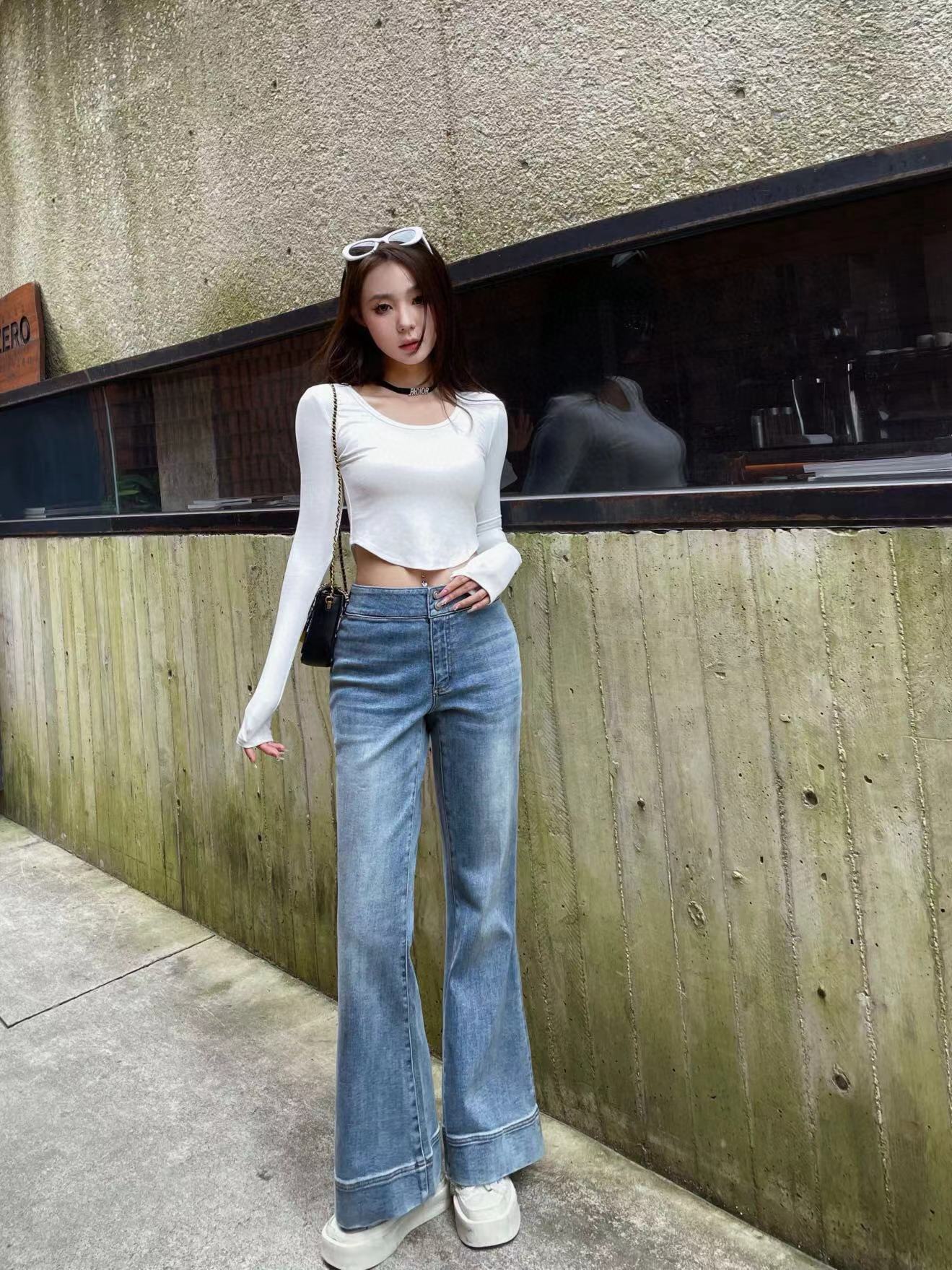 詳細な写真と価格については私に連絡してください。