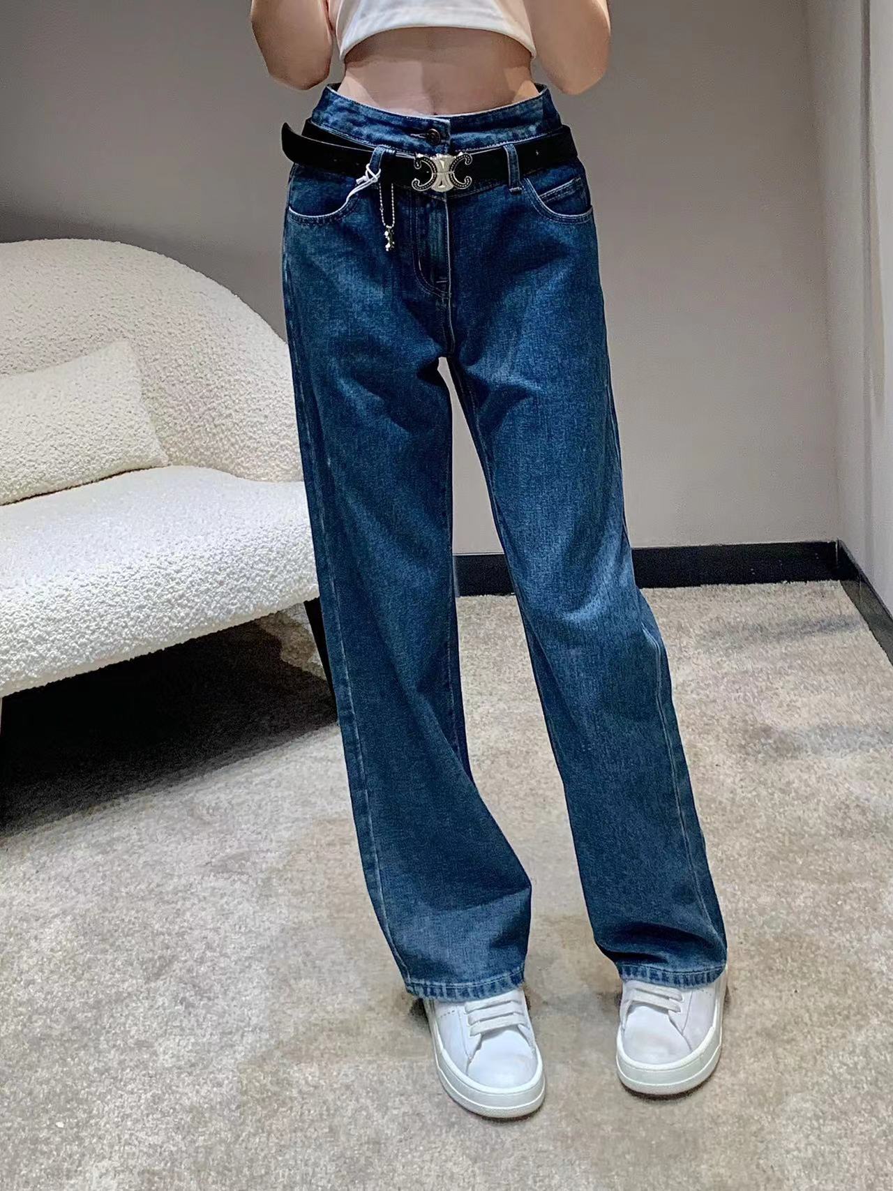 詳細な写真と価格については私に連絡してください。