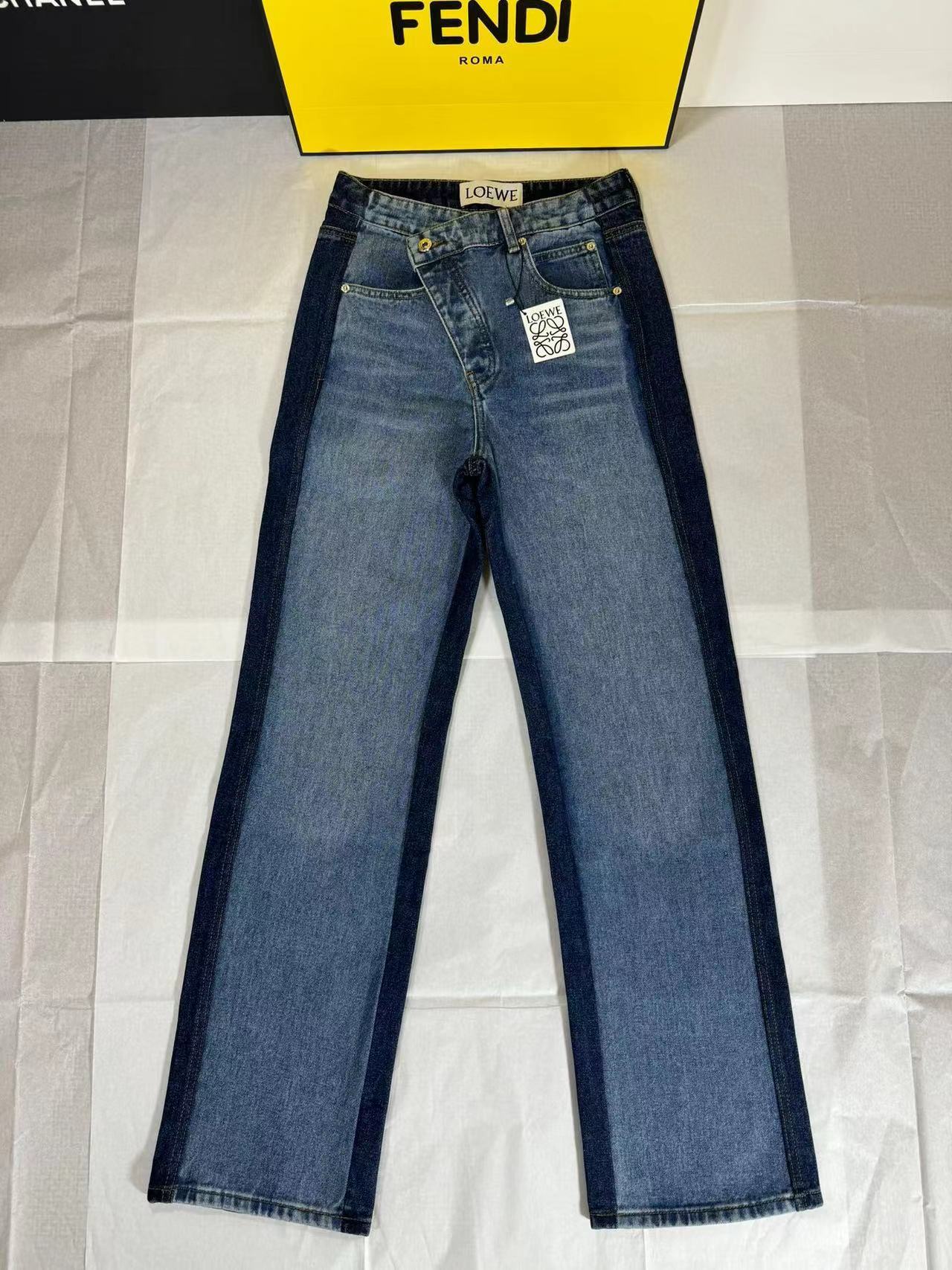 詳細な写真と価格については私に連絡してください。