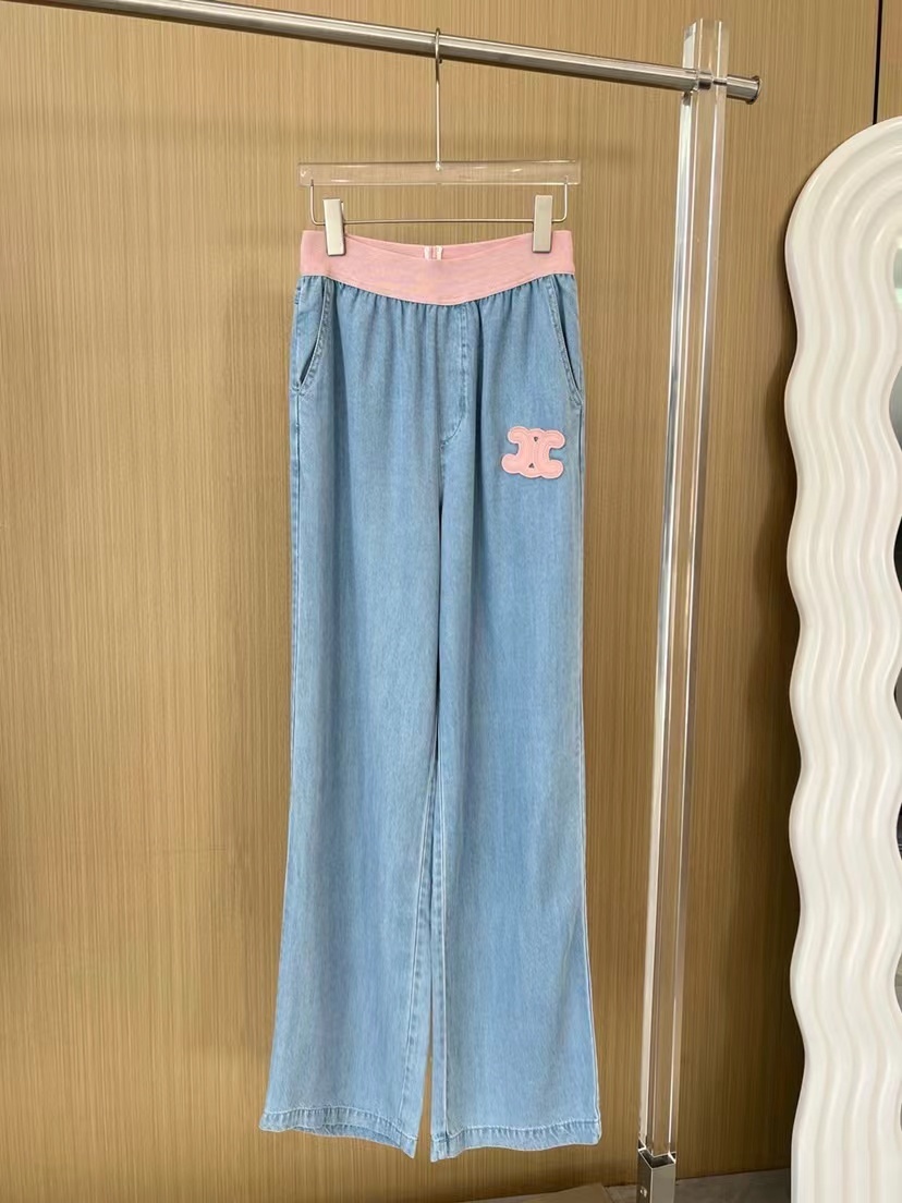 詳細な写真と価格については私に連絡してください。