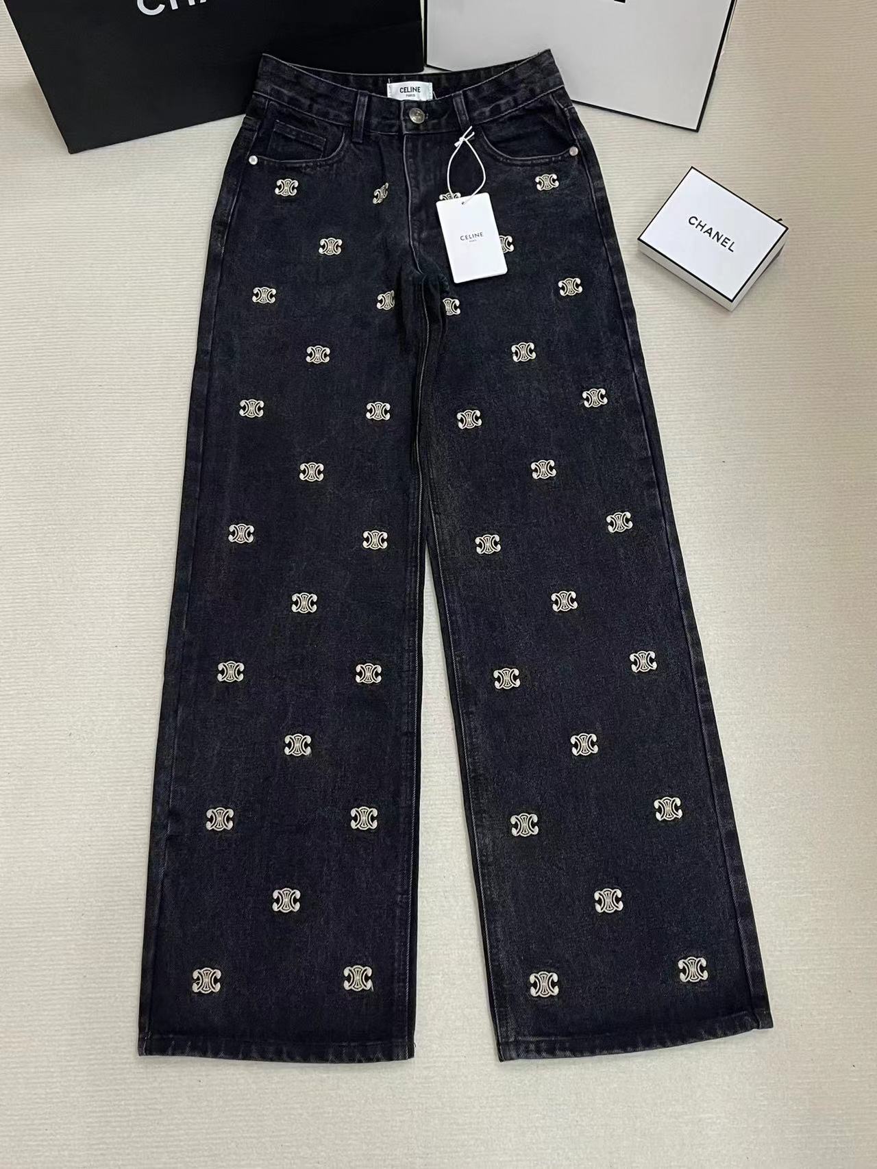 詳細な写真と価格については私に連絡してください。