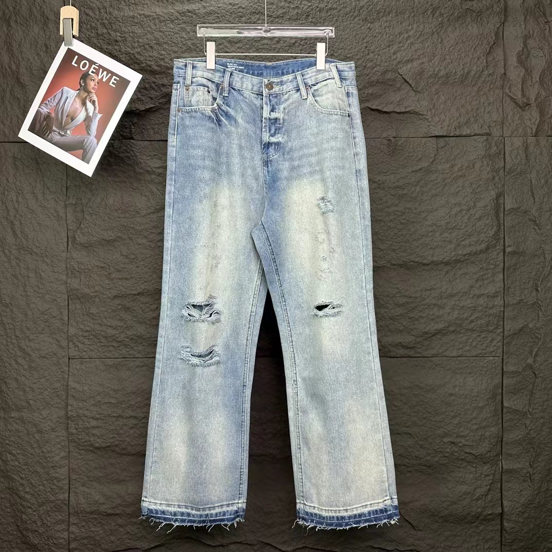 詳細な写真と価格については私に連絡してください。