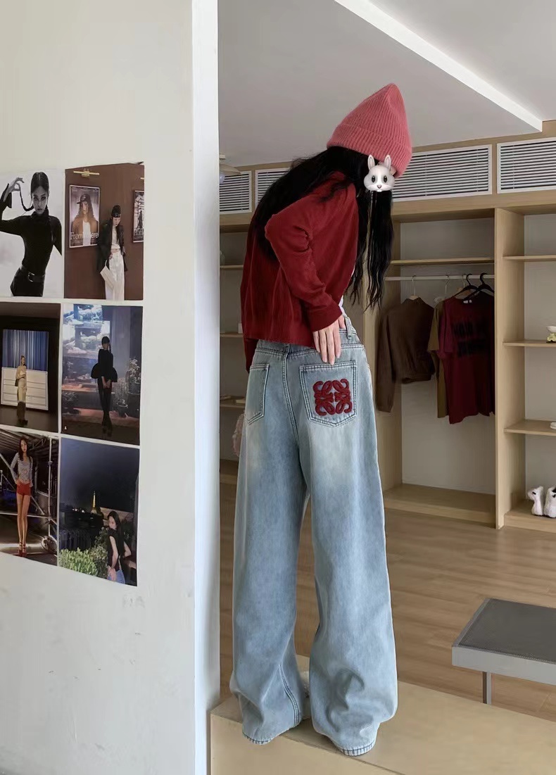 詳細な写真と価格については私に連絡してください。