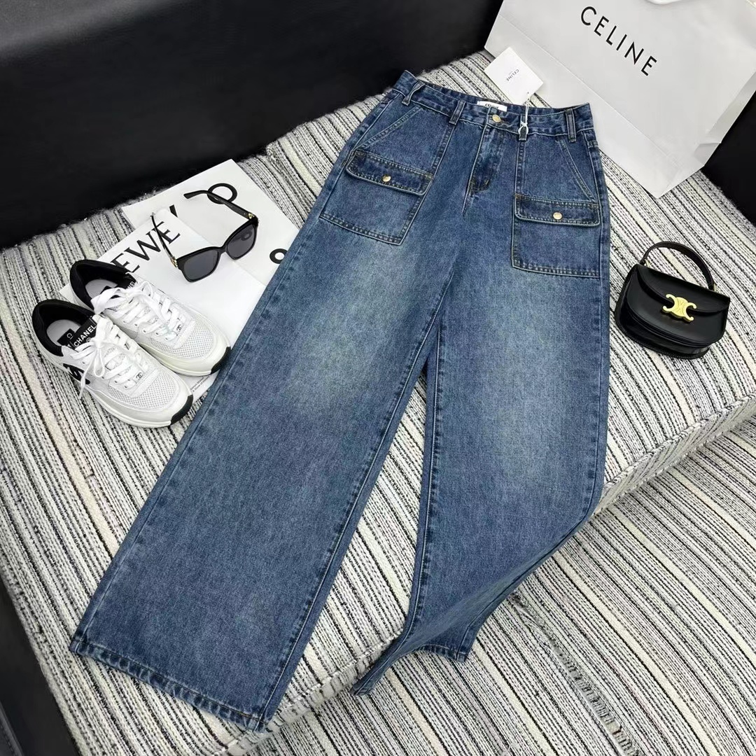 詳細な写真と価格については私に連絡してください。