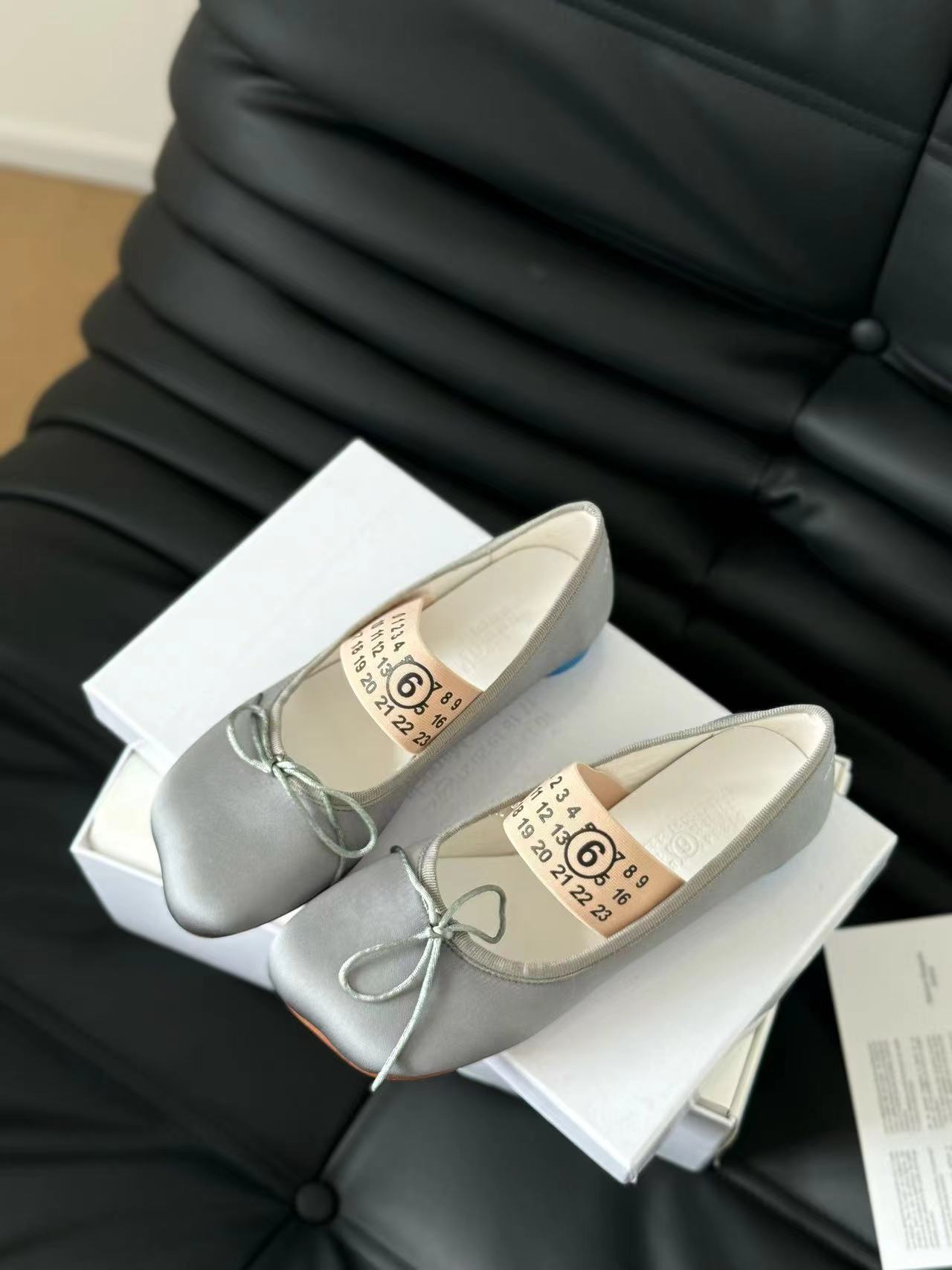 詳細な写真と価格については私に連絡してください。