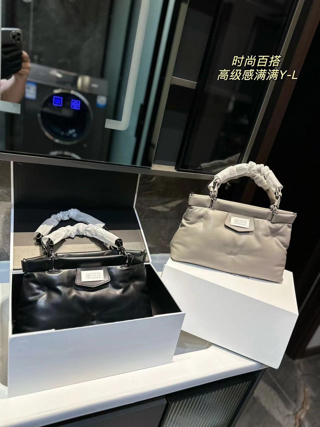 詳細な写真と価格については私に連絡してください。