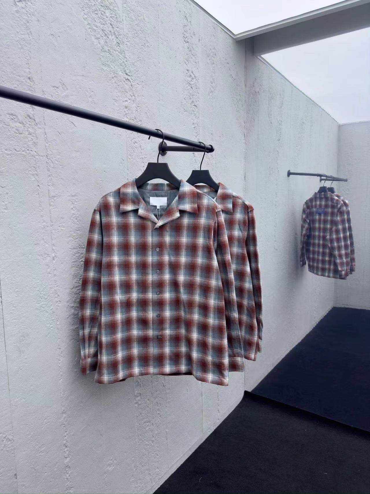 詳細な写真と価格については私に連絡してください。