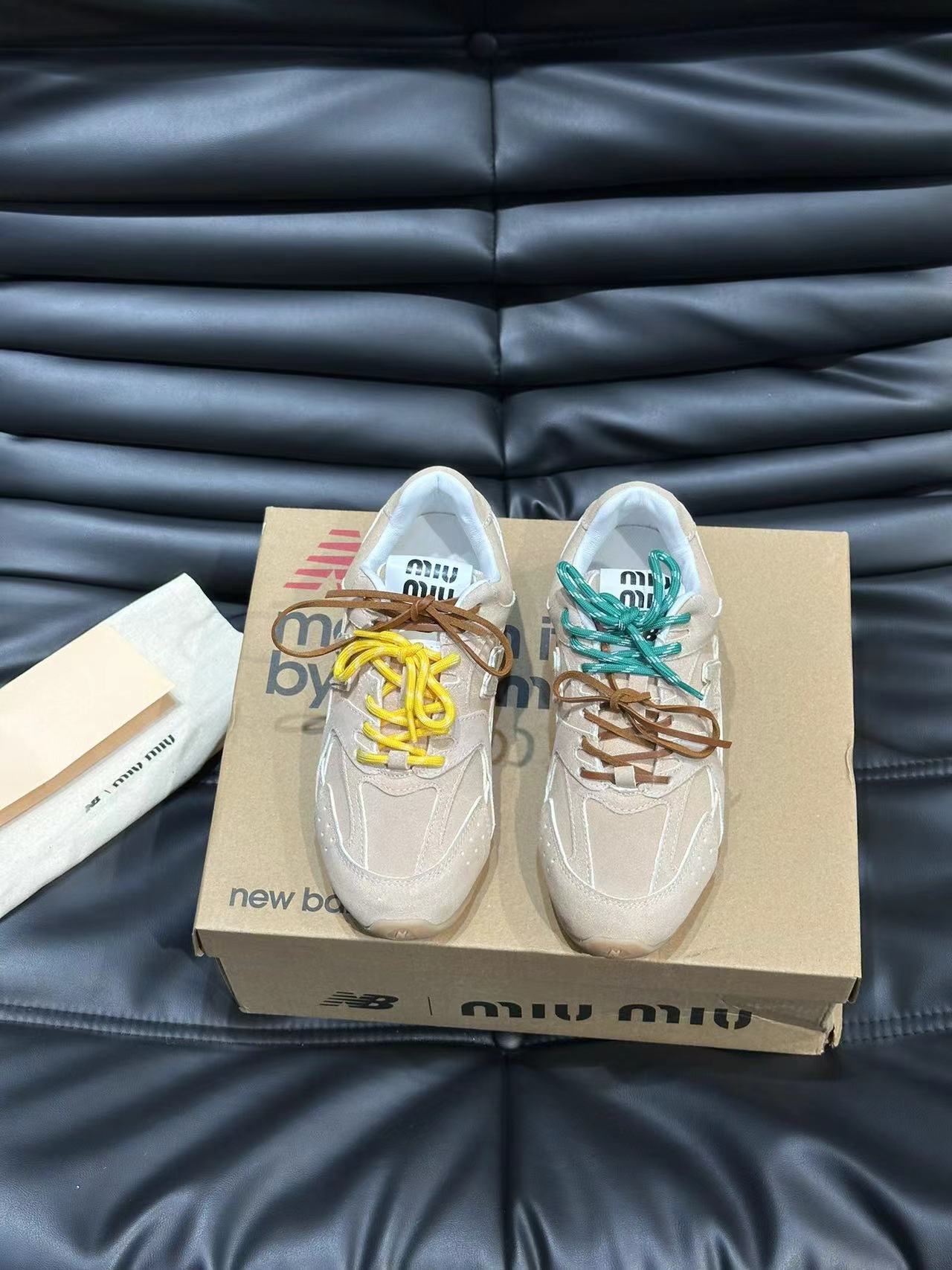 詳細な写真と価格については私に連絡してください。