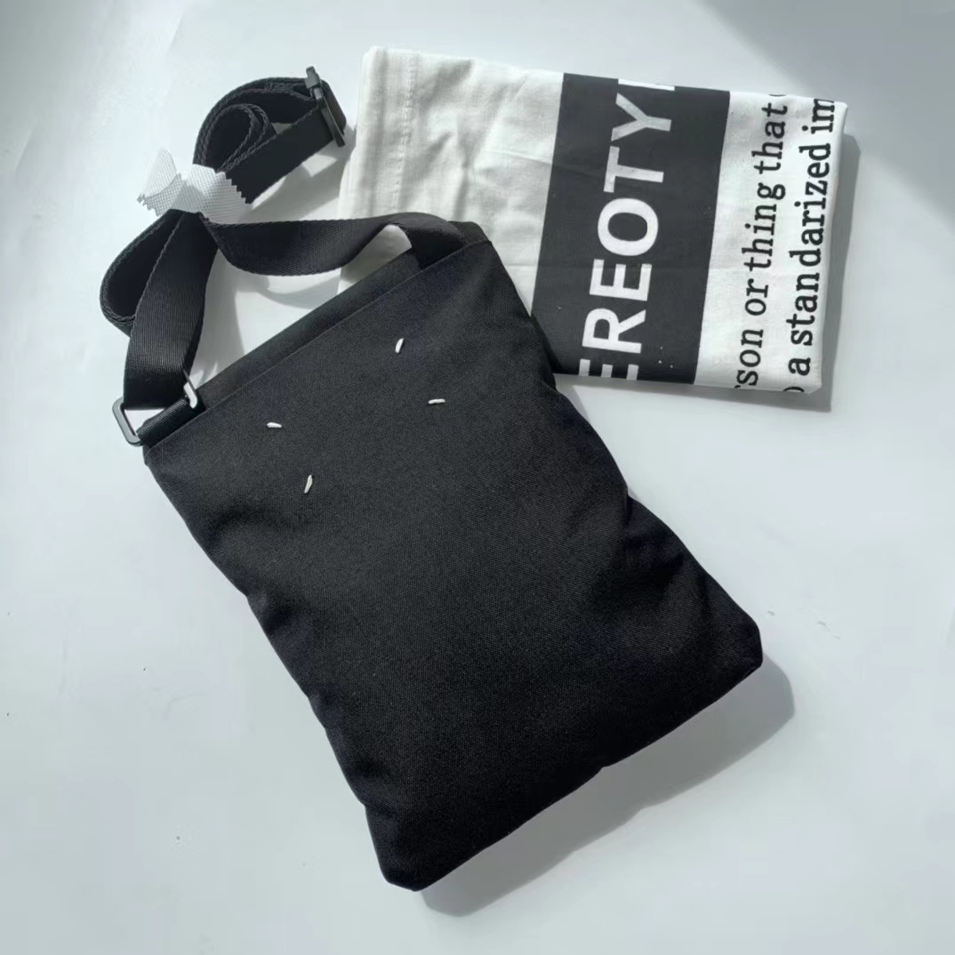 詳細な写真と価格については私に連絡してください。