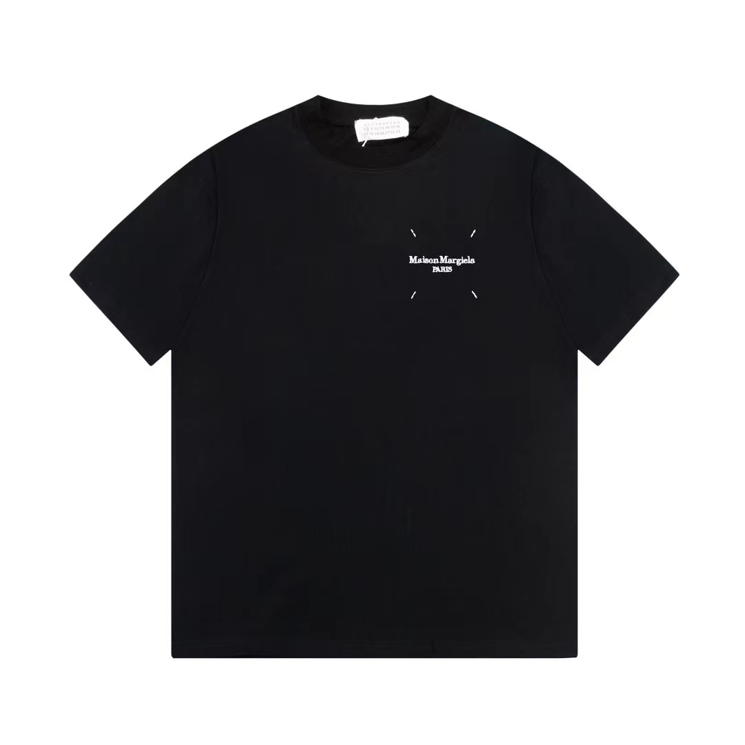 詳細な写真と価格については私に連絡してください。