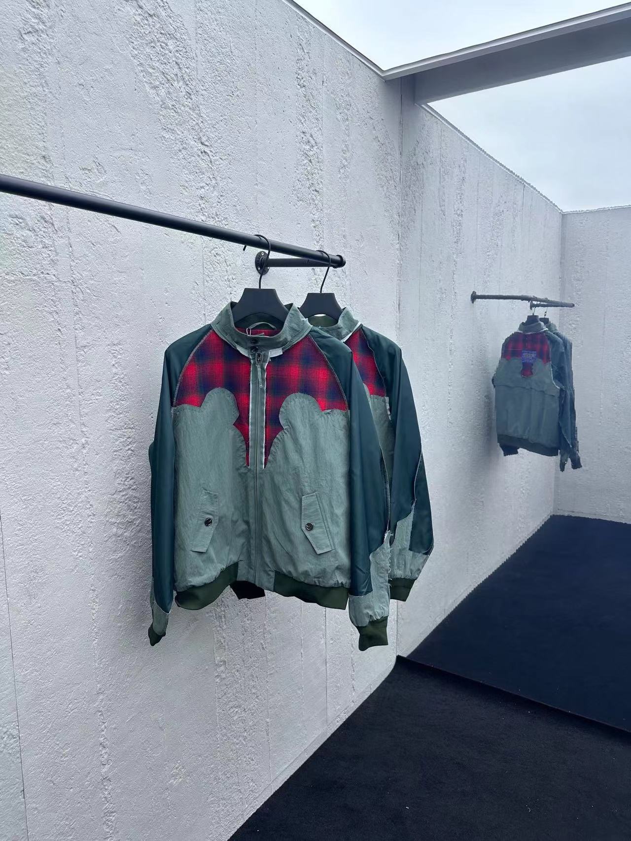 詳細な写真と価格については私に連絡してください。