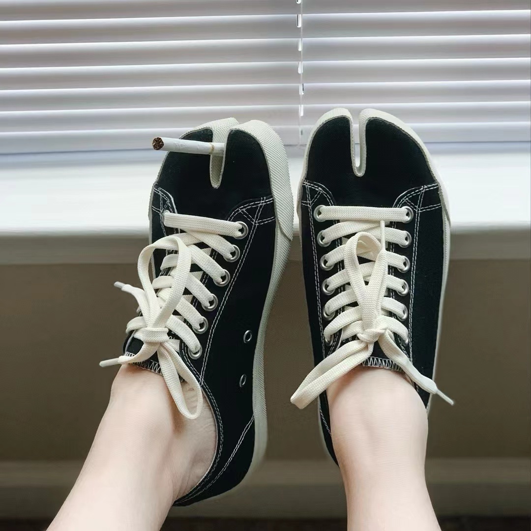 詳細な写真と価格については私に連絡してください。