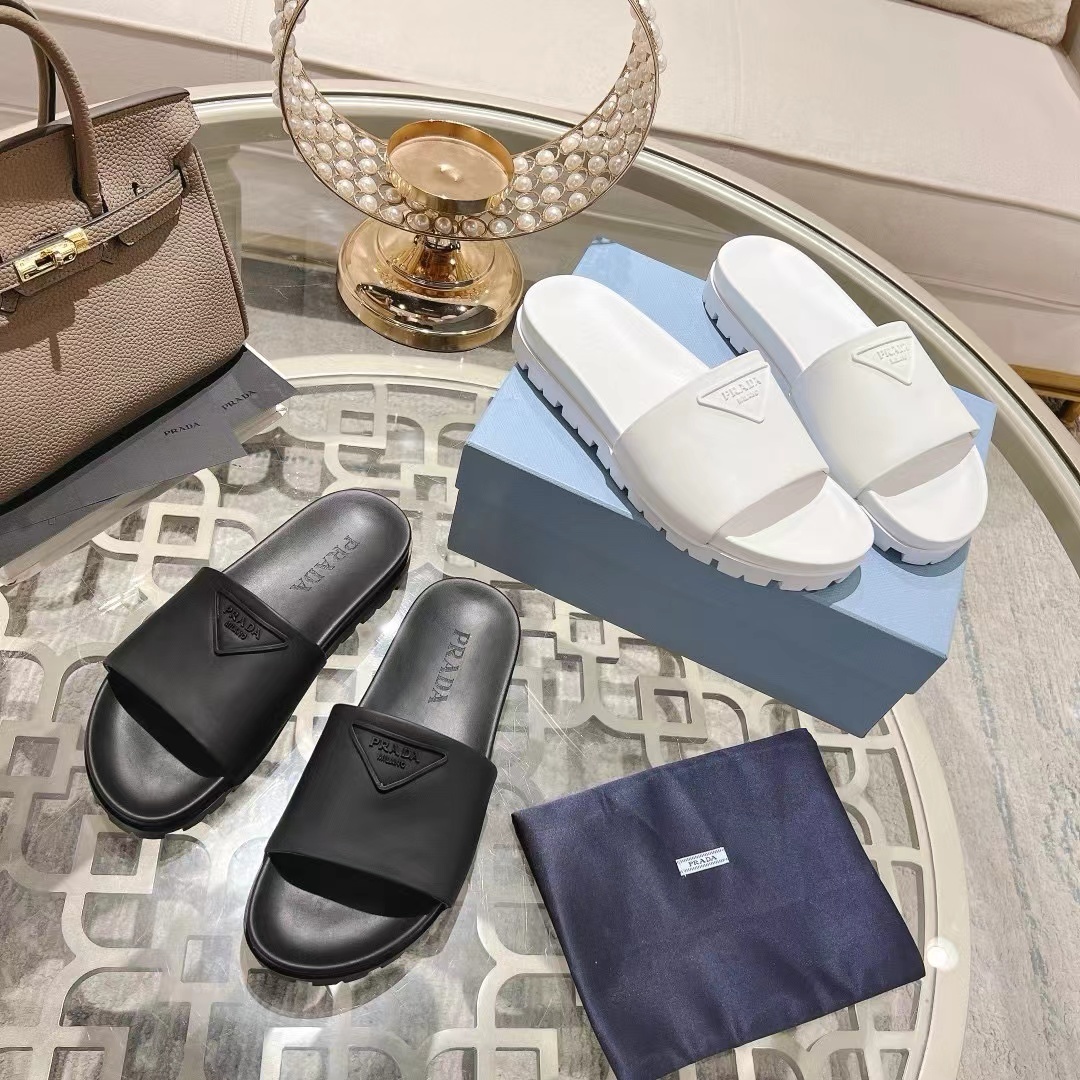 詳細な写真と価格については私に連絡してください。