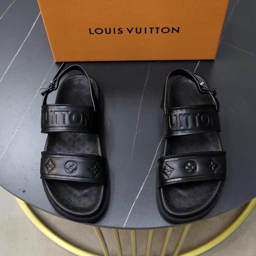 詳細な写真と価格については私に連絡してください。