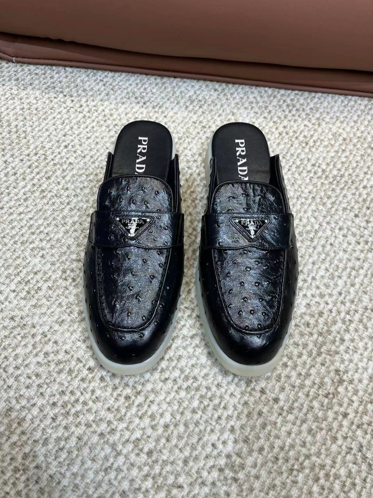 詳細な写真と価格については私に連絡してください。